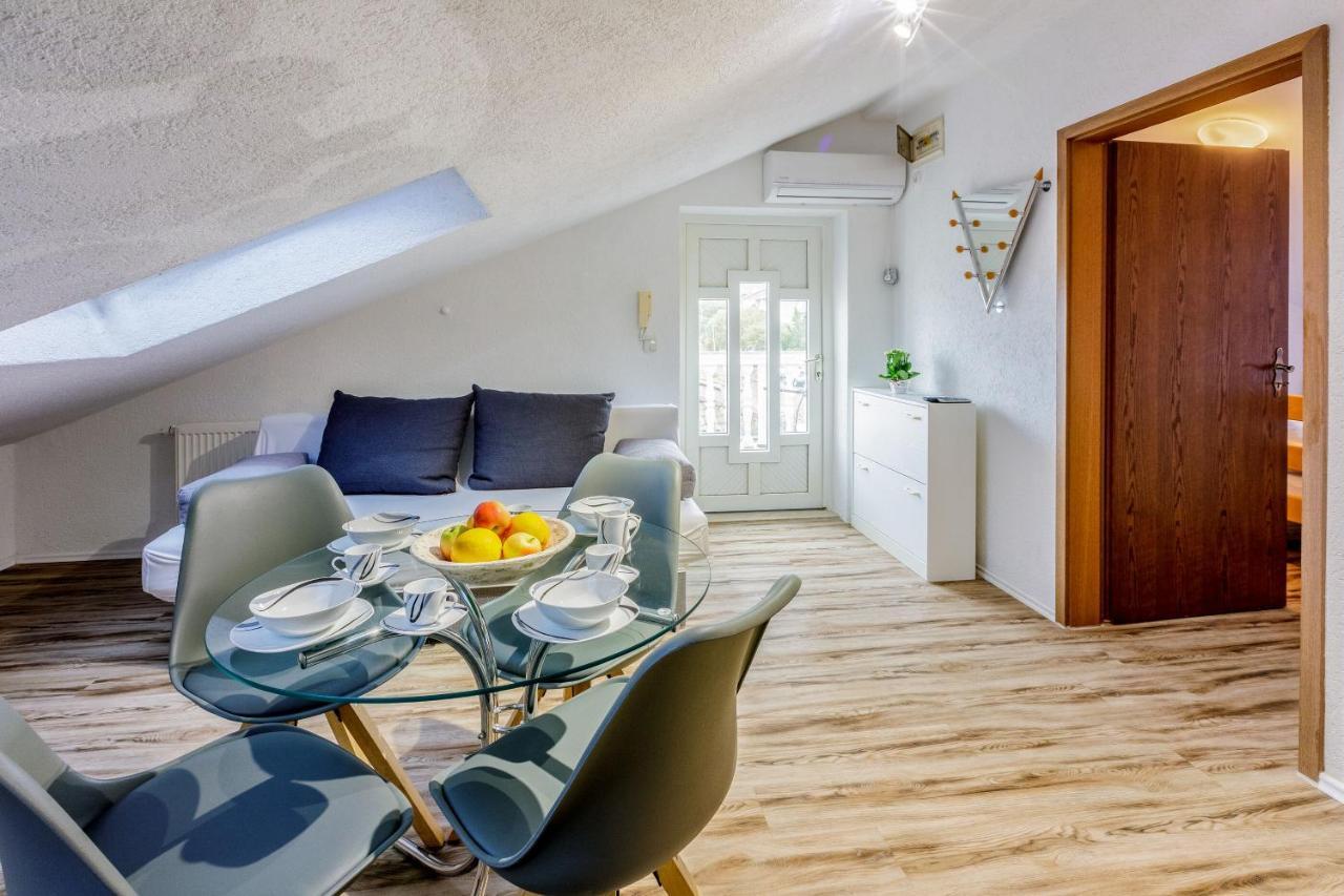 Apartments Anita Novi Vinodolski Kültér fotó