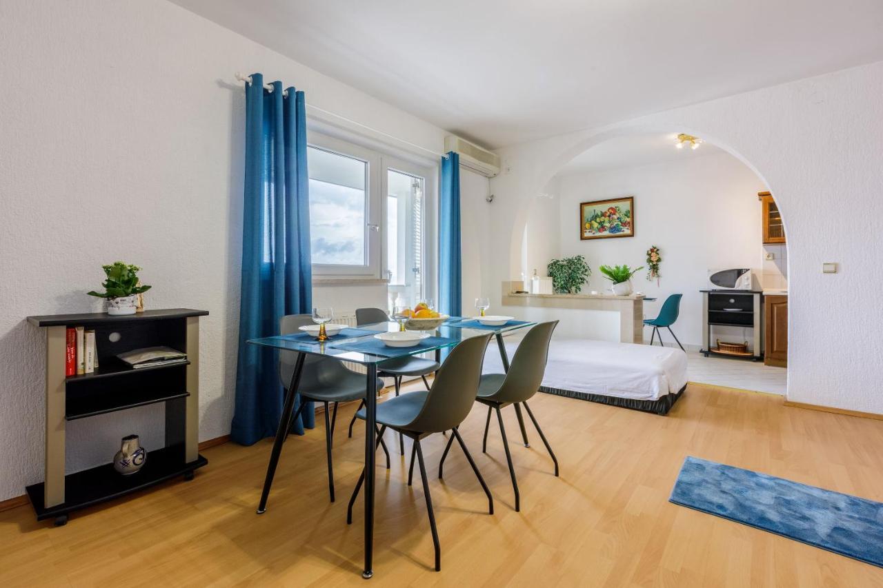 Apartments Anita Novi Vinodolski Kültér fotó